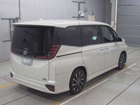 2024 Toyota Noah ZWR90W[1]