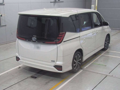 2025 Toyota Noah ZWR90W[1]