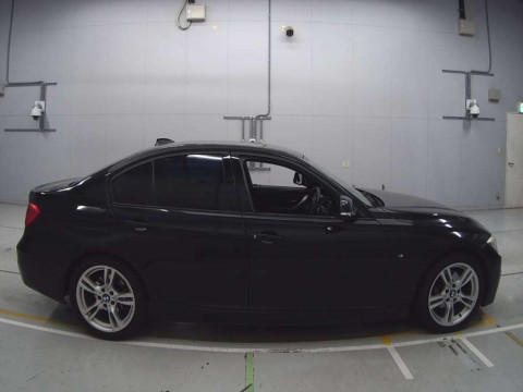 2014 BMW 3 Series 3D20[2]