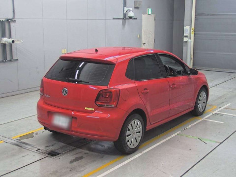 2010 Volkswagen Polo 6RCGG[1]