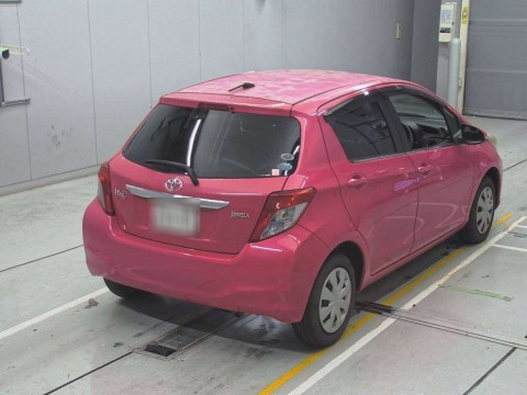 2012 Toyota Vitz KSP130[1]