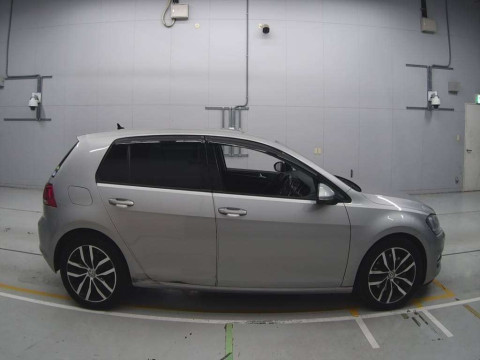 2014 Volkswagen Golf AUCPT[2]