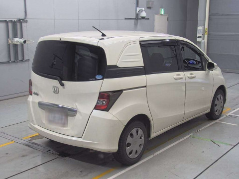 2012 Honda Freed Spike GB4[1]