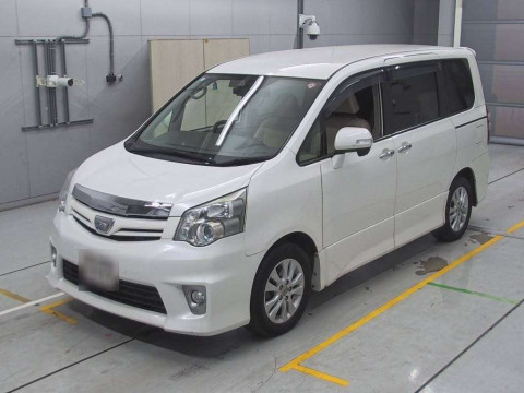 2012 Toyota Noah ZRR70W[0]