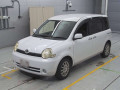 2005 Toyota Sienta