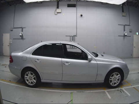 2006 Mercedes Benz E-Class 211054C[2]