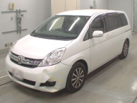 2012 Toyota Isis