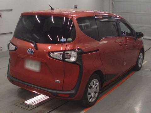 2016 Toyota Sienta NHP170G[1]