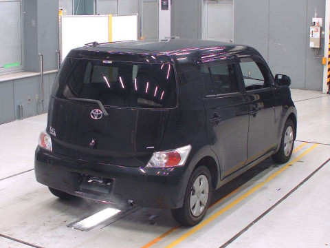 2010 Toyota bB QNC25[1]