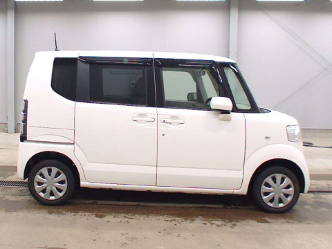 2014 Honda N-BOX JF2[2]