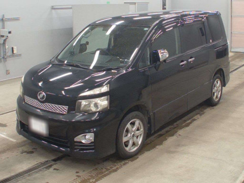 2011 Toyota Voxy ZRR75W[0]