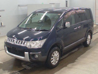 2010 Mitsubishi Delica D5