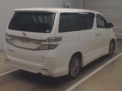 2012 Toyota Vellfire GGH20W[1]