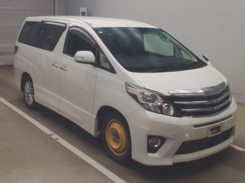 2013 Toyota Alphard GGH25W[2]