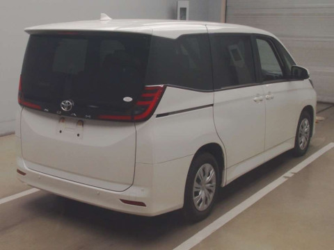 2022 Toyota Noah MZRA90W[1]