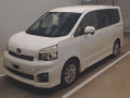 2010 Toyota Voxy