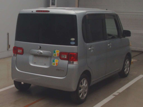 2010 Daihatsu Tanto L375S[1]