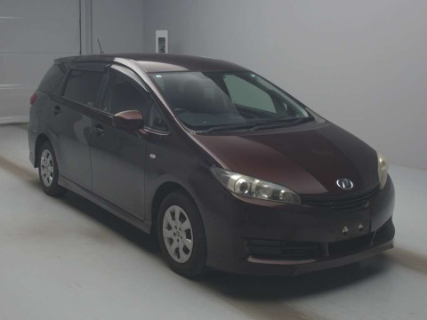 2010 Toyota Wish ZGE20G[2]