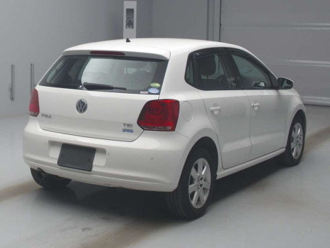 2014 Volkswagen Polo 6RCBZ[1]