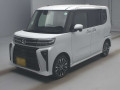 2023 Daihatsu Tanto Custom