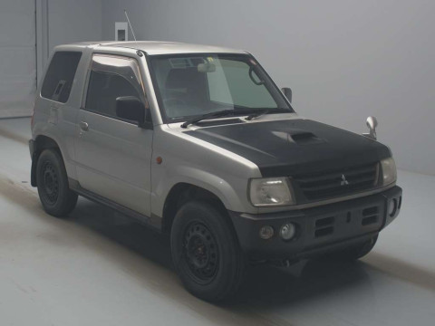 2004 Mitsubishi Pajero Mini H58A[2]