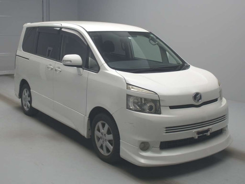 2008 Toyota Voxy ZRR70W[2]