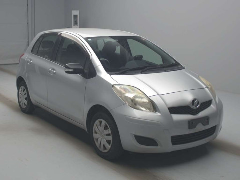 2010 Toyota Vitz KSP90[2]