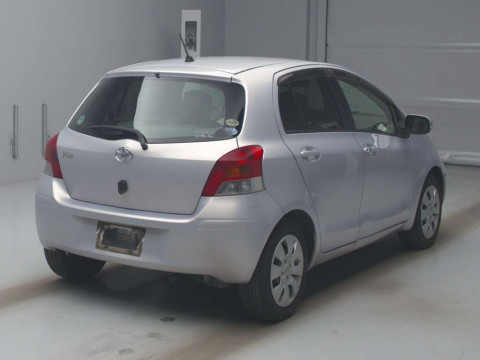 2009 Toyota Vitz SCP90[1]