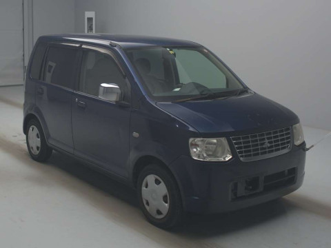 2010 Mitsubishi eK Wagon H82W[2]