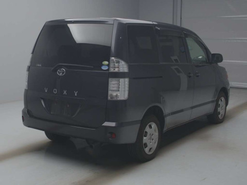 2006 Toyota Voxy AZR65G[1]