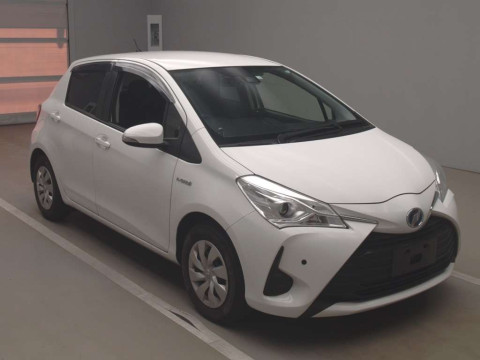 2020 Toyota Vitz NHP130[2]