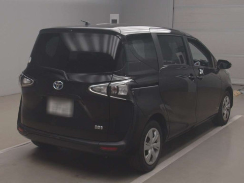 2022 Toyota Sienta NHP170G[1]