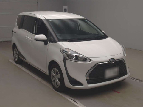 2022 Toyota Sienta NHP170G[2]