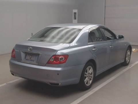 2004 Toyota Mark X GRX121[1]