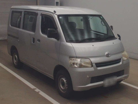 2012 Toyota Liteace Van S402M[2]