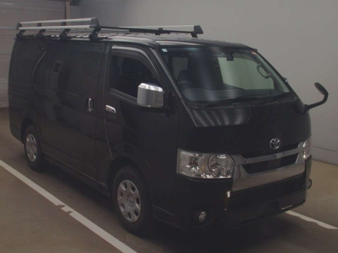 2021 Toyota Hiace Van GDH201V[2]