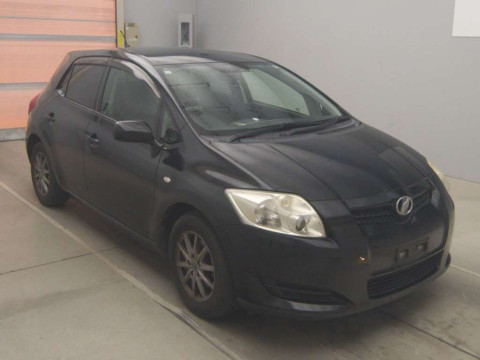 2009 Toyota Auris NZE151H[2]