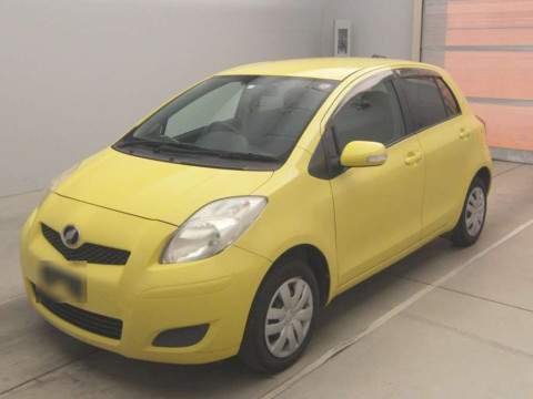 2010 Toyota Vitz SCP90[0]