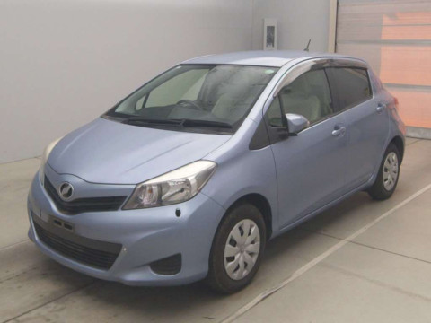 2013 Toyota Vitz NSP130[0]