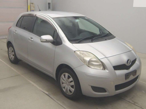 2009 Toyota Vitz KSP90[2]