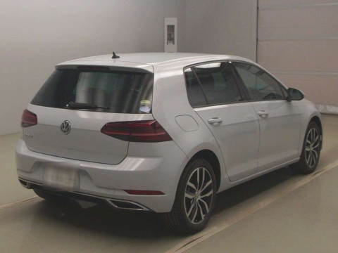 2019 Volkswagen Golf AUCPT[1]