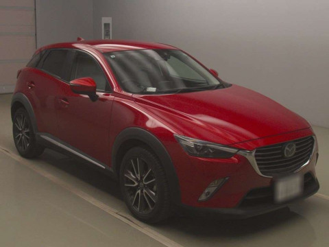 2015 Mazda CX-3 DK5FW[2]