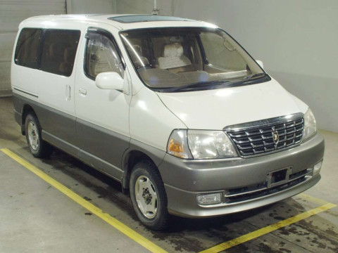 2001 Toyota Grand Hiace VCH16W[2]