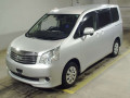 2013 Toyota Noah