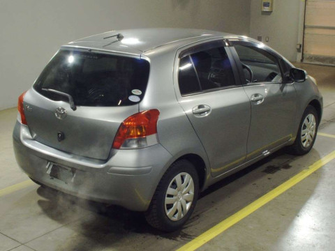 2010 Toyota Vitz KSP90[1]