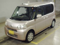 2012 Daihatsu Tanto