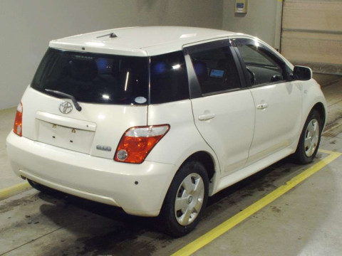 2006 Toyota IST NCP65[1]