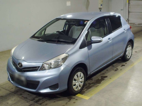 2013 Toyota Vitz NSP135[0]