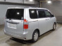 2010 Toyota Noah