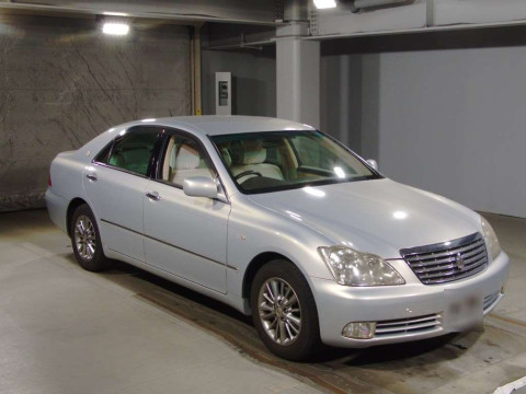 2006 Toyota Crown GRS180[2]